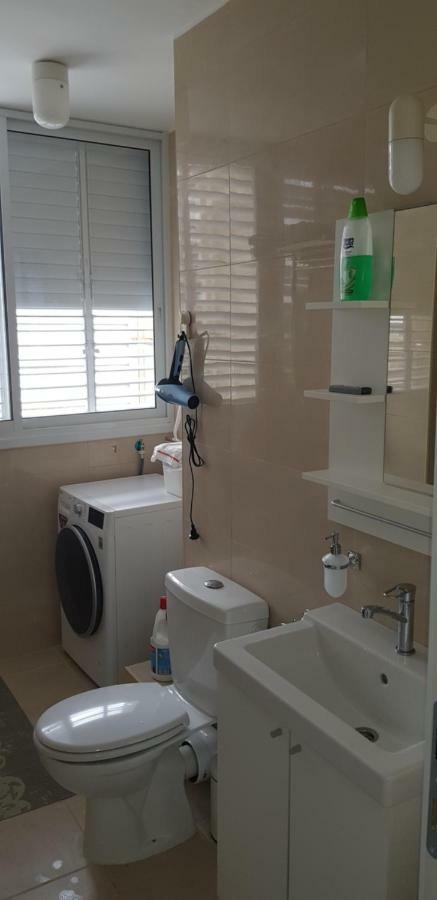 2 Bdr Nitza Appartment With Balkony Netanya Exteriör bild