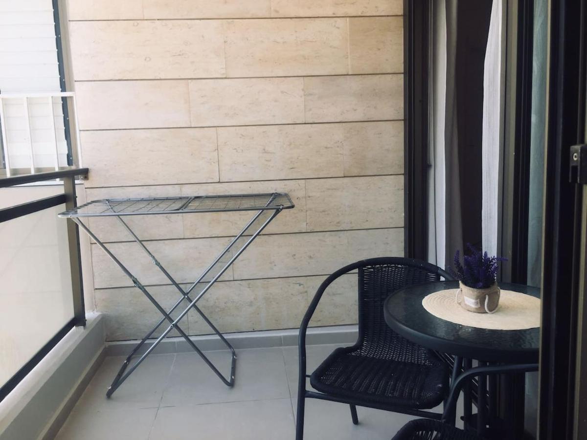 2 Bdr Nitza Appartment With Balkony Netanya Exteriör bild