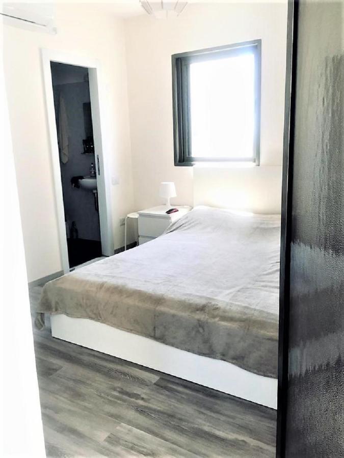 2 Bdr Nitza Appartment With Balkony Netanya Exteriör bild